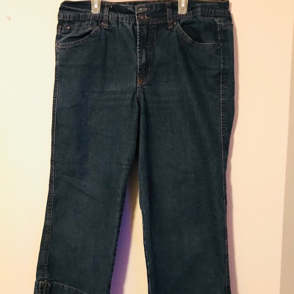 Bandolino Blu Capri Jeans